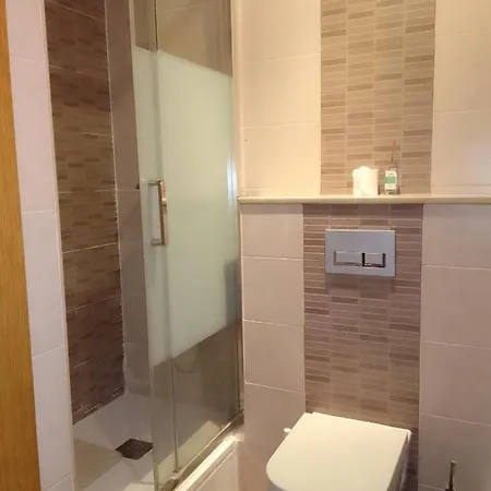 Doble Cerca Del Paseo De San Joan Homestay *